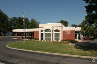 2659 Charlestown Rd, New Albany, IN for sale Primary Photo- Image 1 of 23