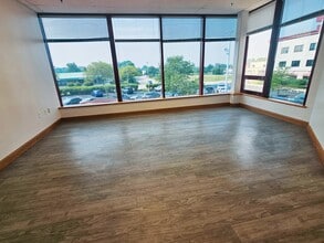 9500 Bormet Dr, Mokena, IL to rent Building Photo- Image 2 of 2