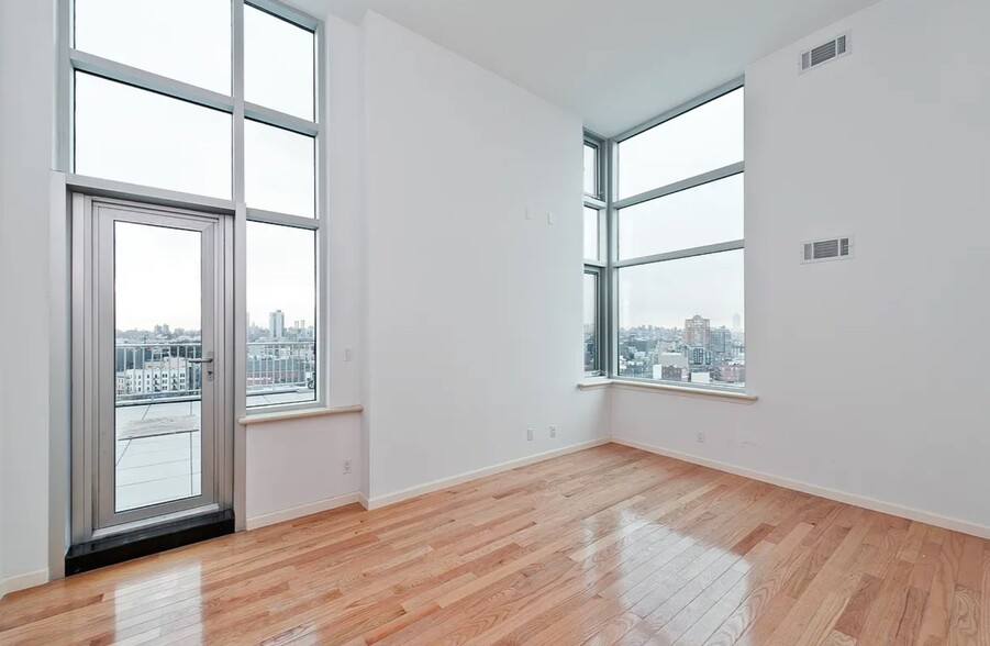 467 Keap St, Brooklyn, NY for sale - Interior Photo - Image 3 of 21