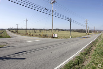 825 Beechcroft Rd, Columbia, TN for sale Primary Photo- Image 1 of 1