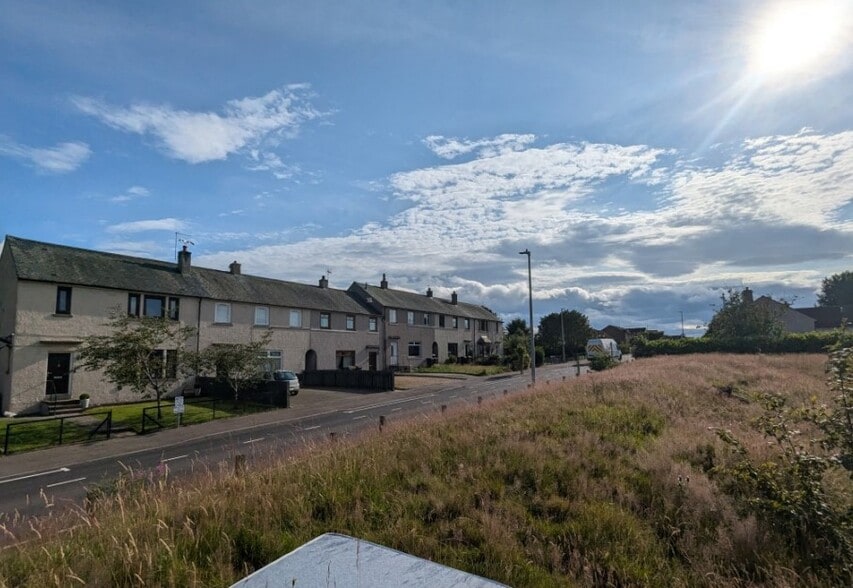 27 Ramsay Gdns, Aberdeen for sale - Primary Photo - Image 2 of 3