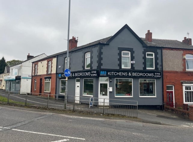 More details for 360 Park Rd, Bolton - Retail to Rent