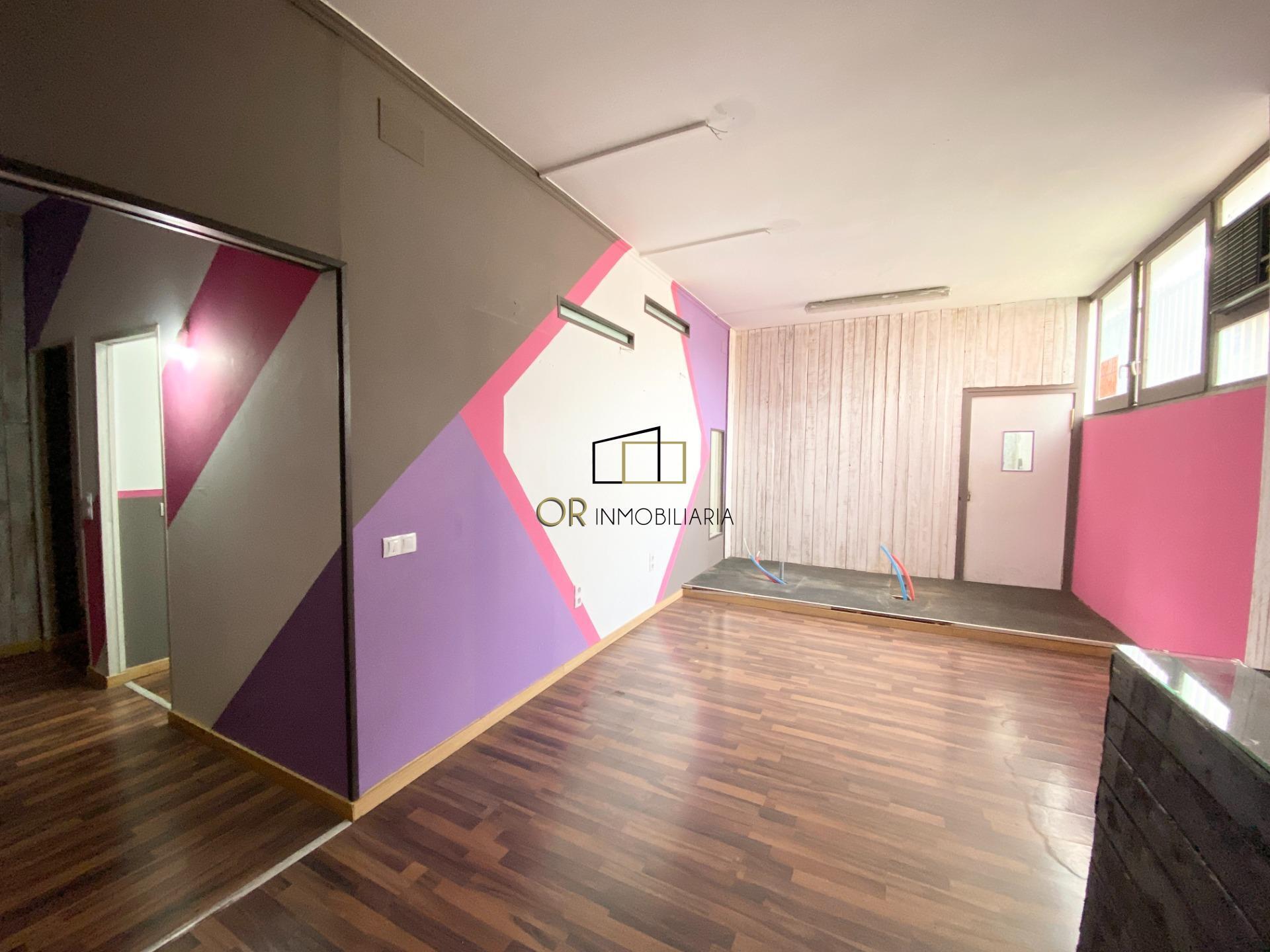 Retail in Santa Margarida i els Monjos, Barcelona to rent Interior Photo- Image 1 of 7