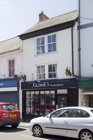 More details for 2-4 Holyrood St, Chard - Retail for Rent