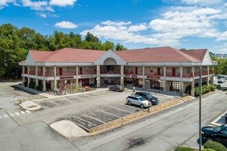 810 University City Blvd, Blacksburg, VA for rent Building Photo- Image 1 of 3