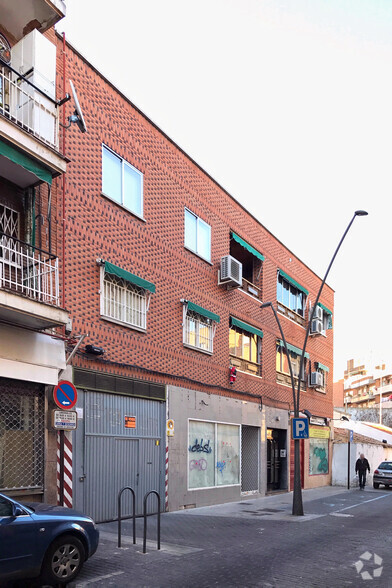 Calle Colón, 20, Alcorcón, Madrid for sale - Building Photo - Image 2 of 2