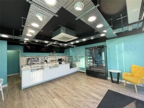 91 Prince Ave, Southend On Sea to rent Interior Photo- Image 2 of 7