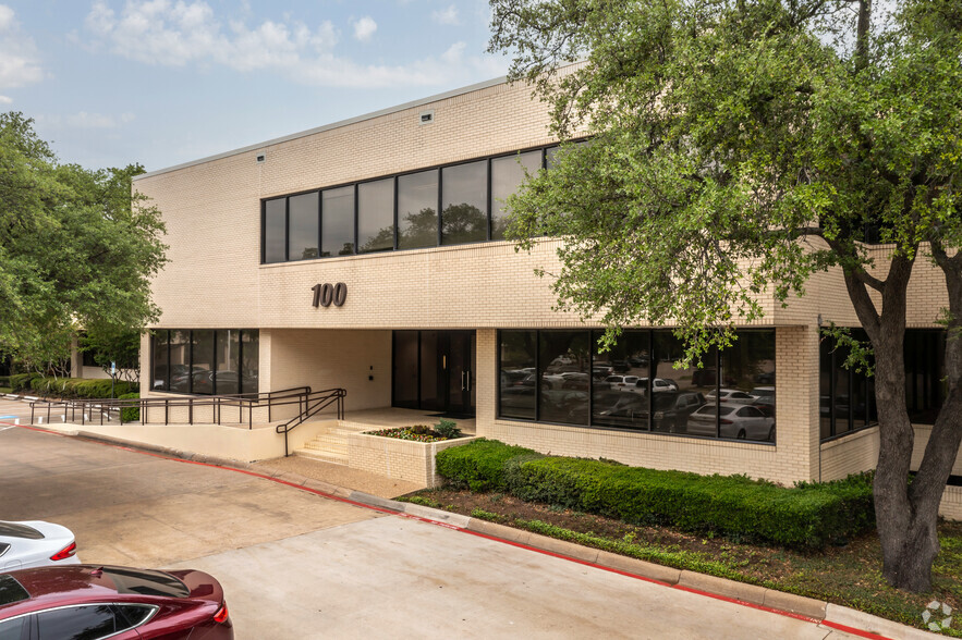 100 Decker Ct, Irving, TX for rent - Building Photo - Image 1 of 6