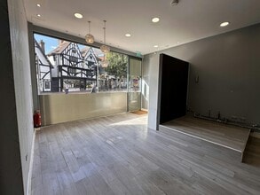 119-119B High St, Tonbridge to rent Interior Photo- Image 2 of 5