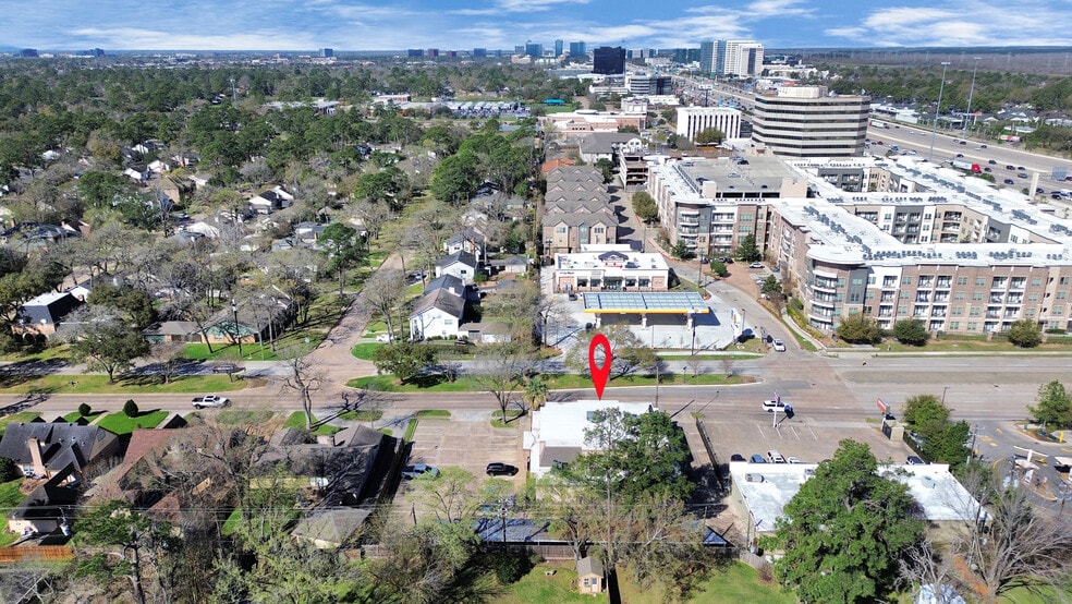 926 N Wilcrest Dr, Houston, TX for sale - Aerial - Image 3 of 19