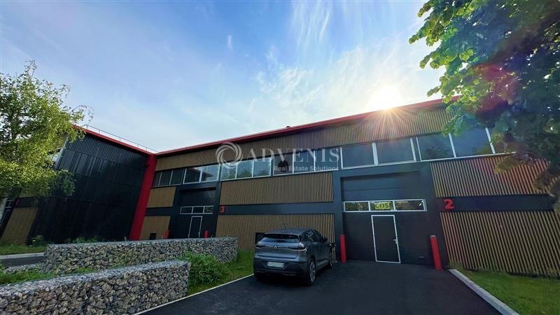 Light Industrial in Bonneuil-sur-Marne to rent - Building Photo - Image 2 of 5