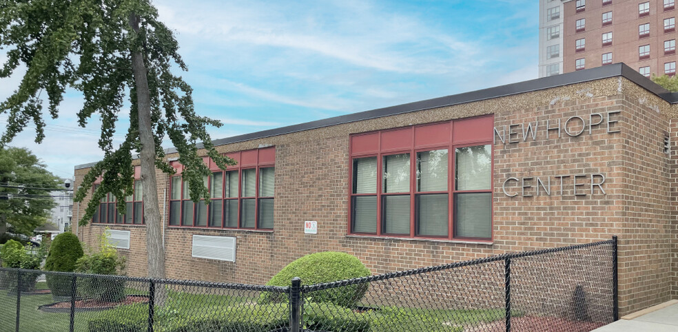 195 W Market St, Newark, NJ for sale - Building Photo - Image 1 of 1