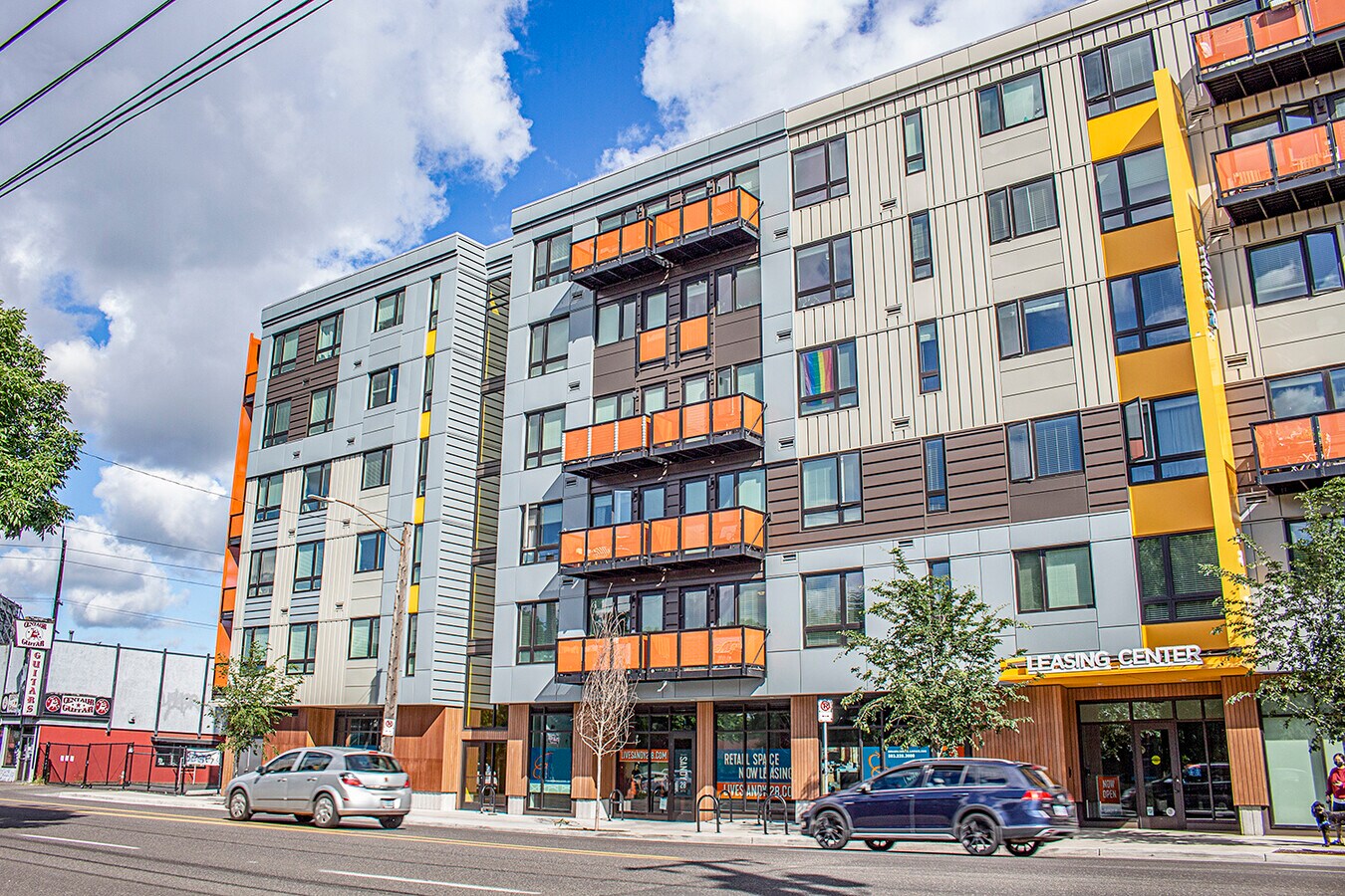 2865 NE Sandy Blvd, Portland 97232 Sandy28