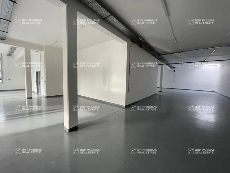 Light Industrial in Villiers-sur-Marne to rent - Interior Photo - Image 3 of 11