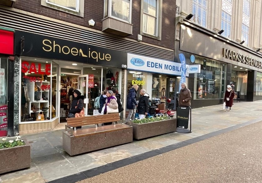 12 Newborough, Scarborough to rent - Building Photo - Image 2 of 2