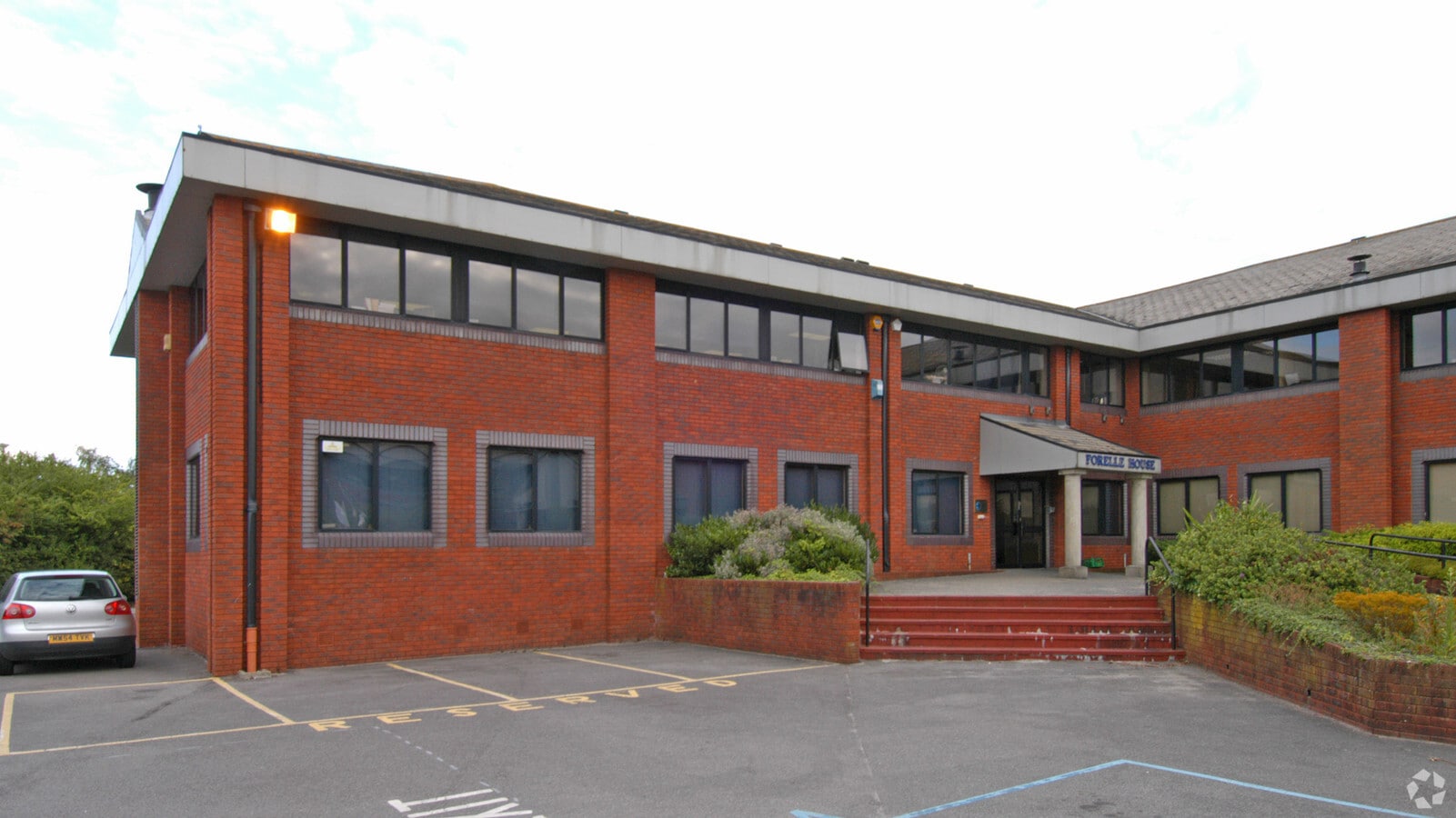 Upton Rd, Poole BH17 7AG UK