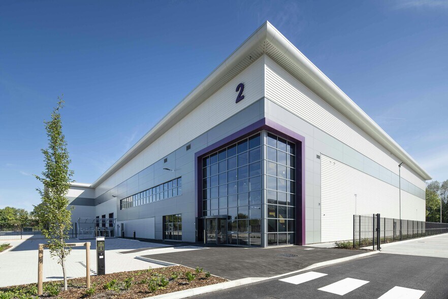 1-3 Test Ln, Southampton to rent - Building Photo - Image 2 of 28