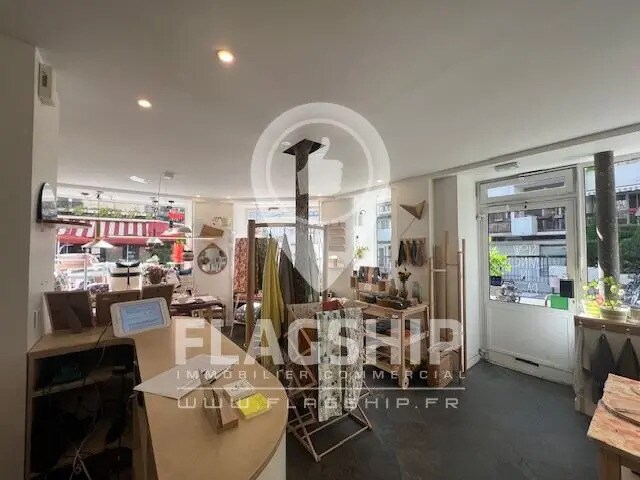 Location Commerce 52 m² - Photo 1