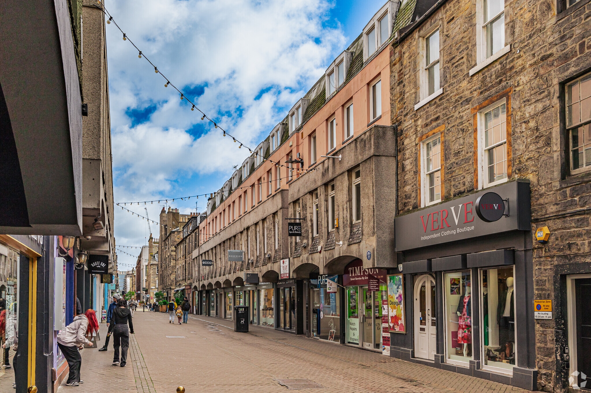 118-136 Rose St, Edinburgh to rent Building Photo- Image 1 of 2