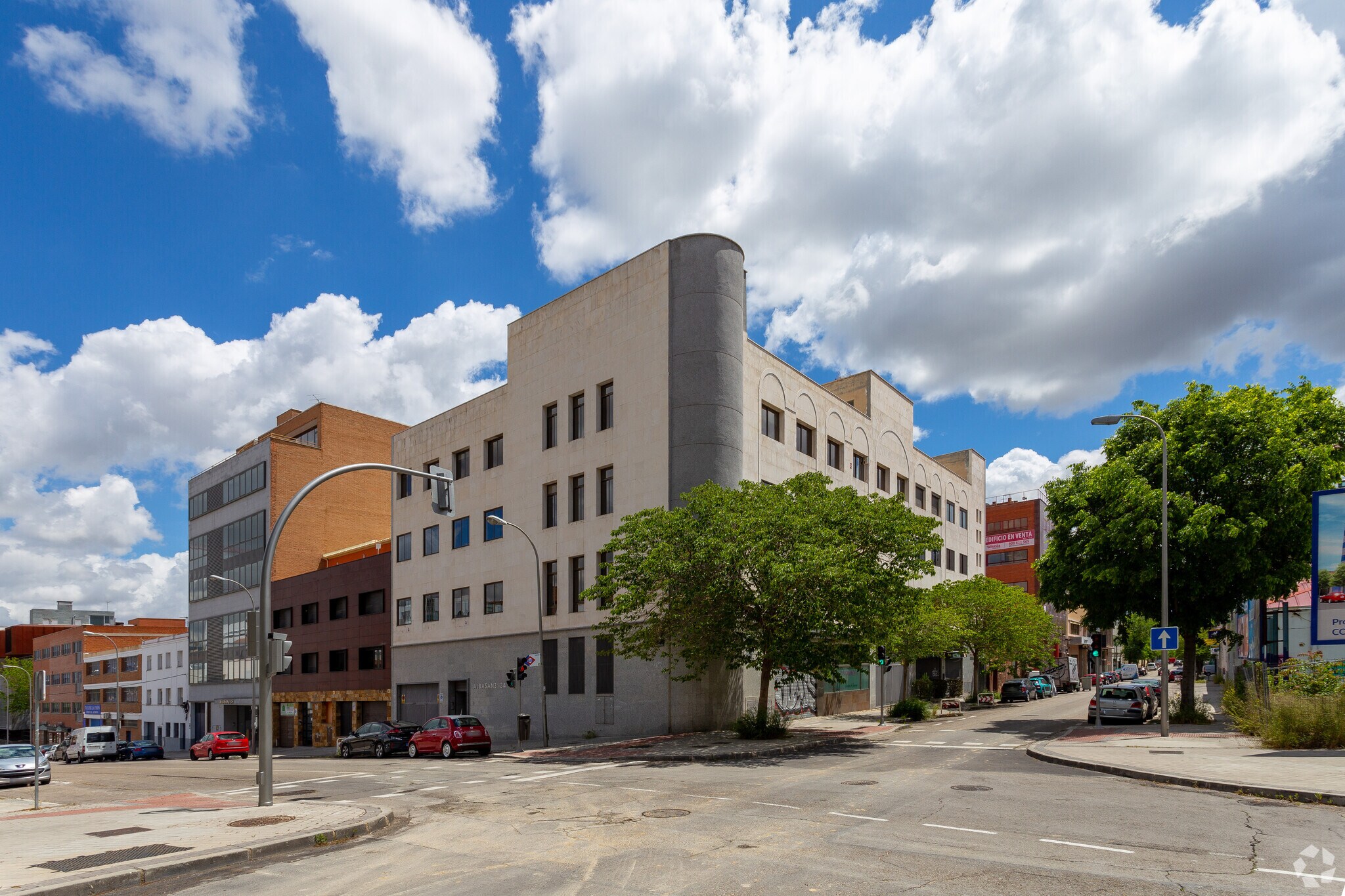 Office in Madrid, Madrid for sale Primary Photo- Image 1 of 4