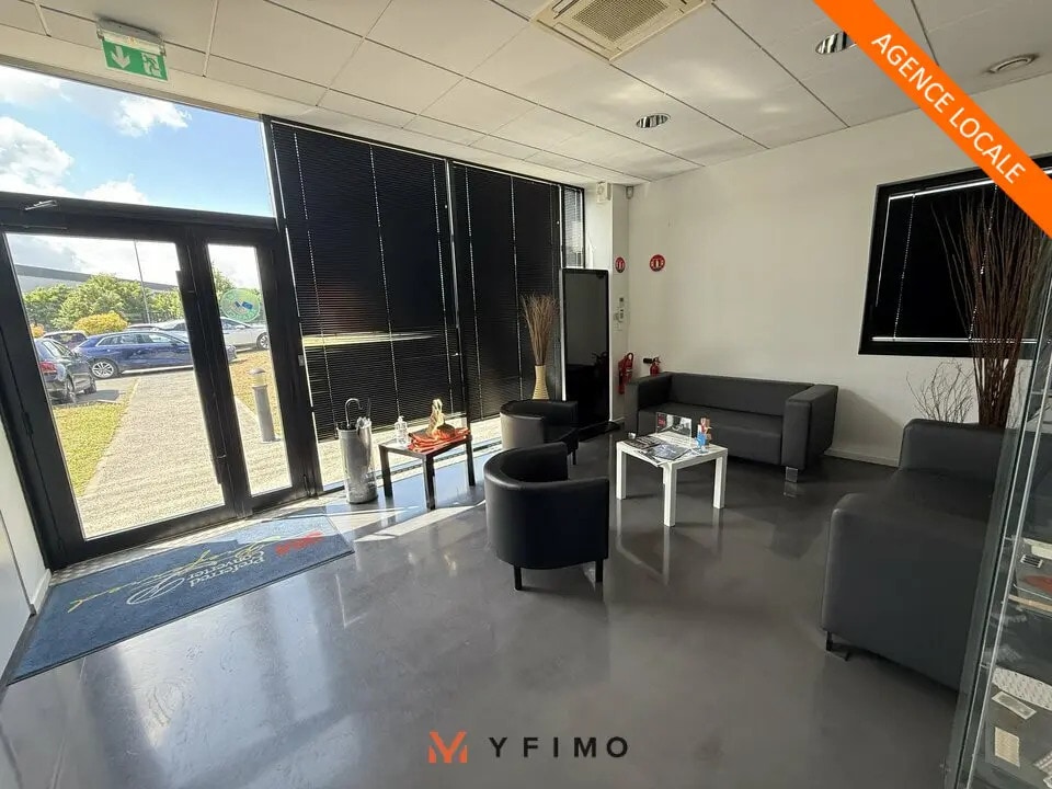 Location Local d'activités 1 748 m² - Photo 1