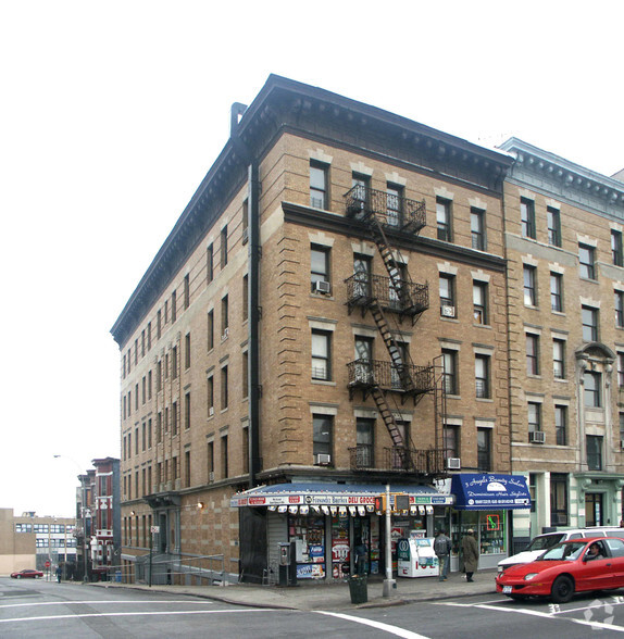 850 E 164th St, Bronx, NY for sale - Primary Photo - Image 1 of 1