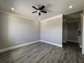 11015 Northpointe Blvd, Tomball, TX to rent Interior Photo- Image 1 of 13