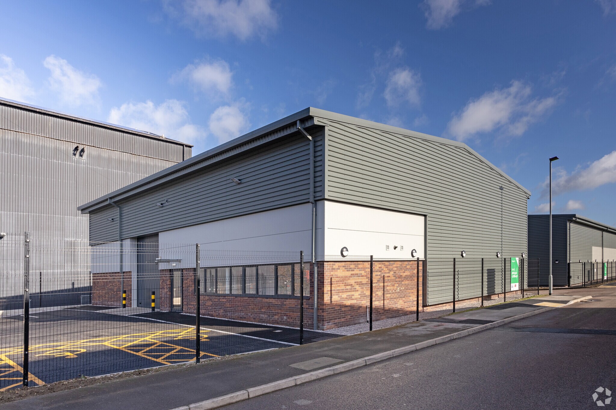 Sheffield Rd, Rotherham for sale Primary Photo- Image 1 of 1