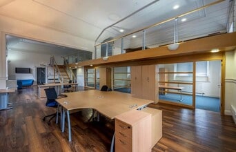 Commerce St, Aberdeen to rent Interior Photo- Image 1 of 2