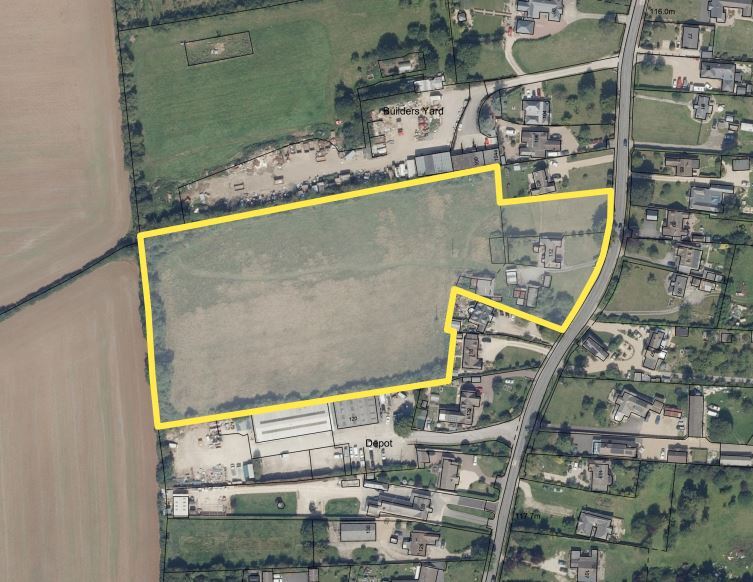 112 Brize Norton Rd, Minster Lovell for sale - Primary Photo - Image 1 of 1