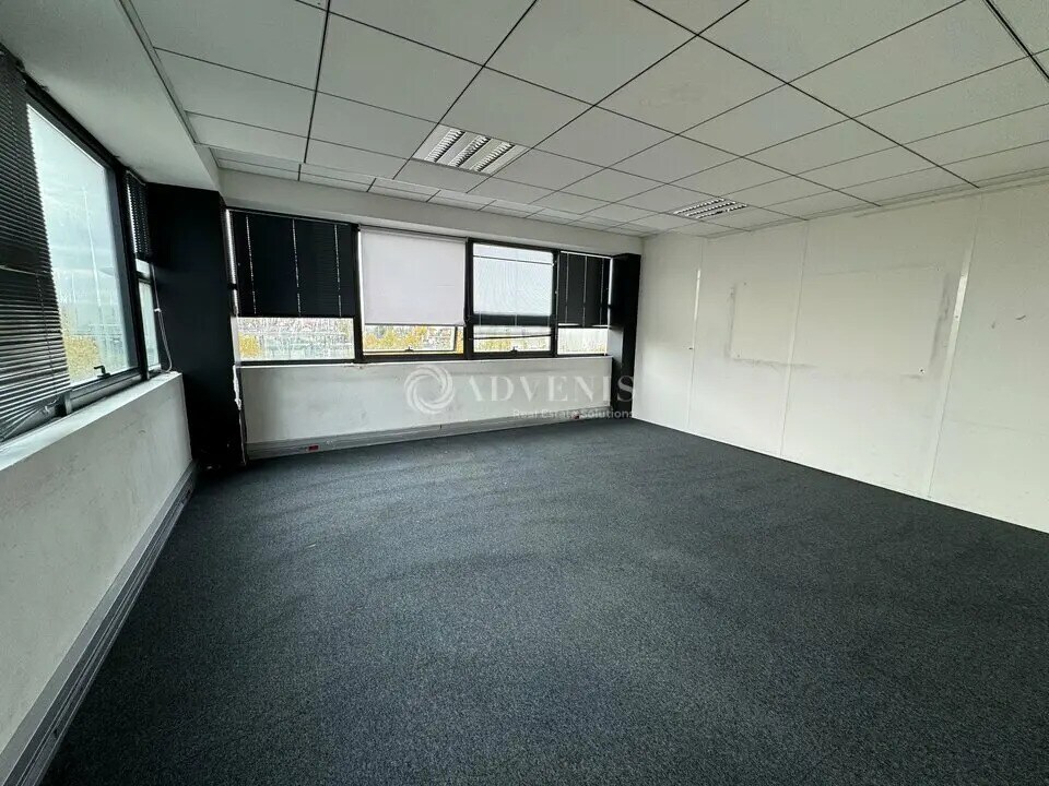 Vente Bureaux 225 m² - Photo 1
