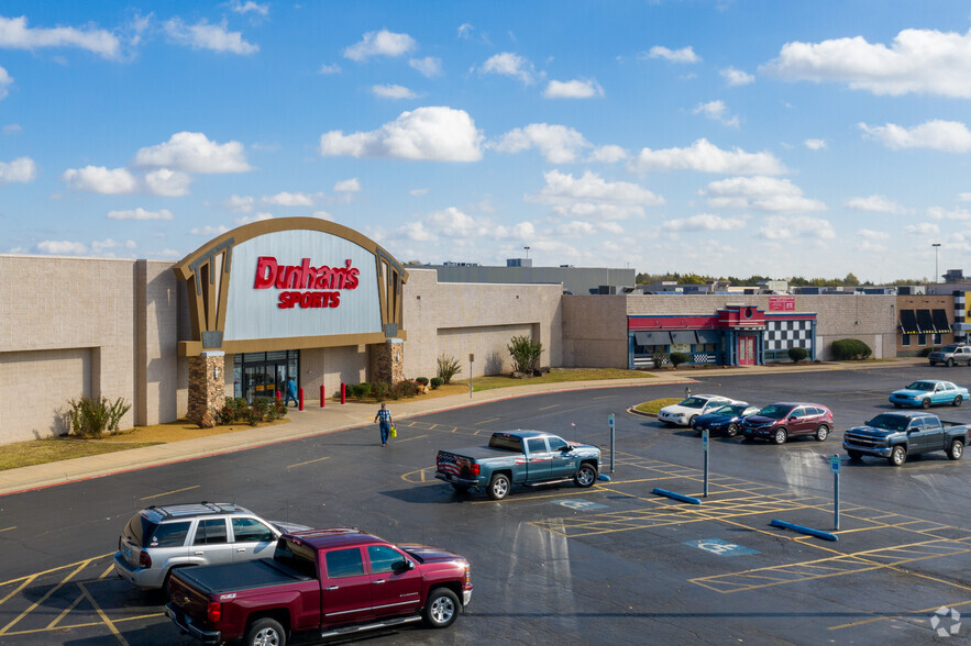 2350 SE Washington Blvd, Bartlesville, OK for rent - Building Photo - Image 1 of 8