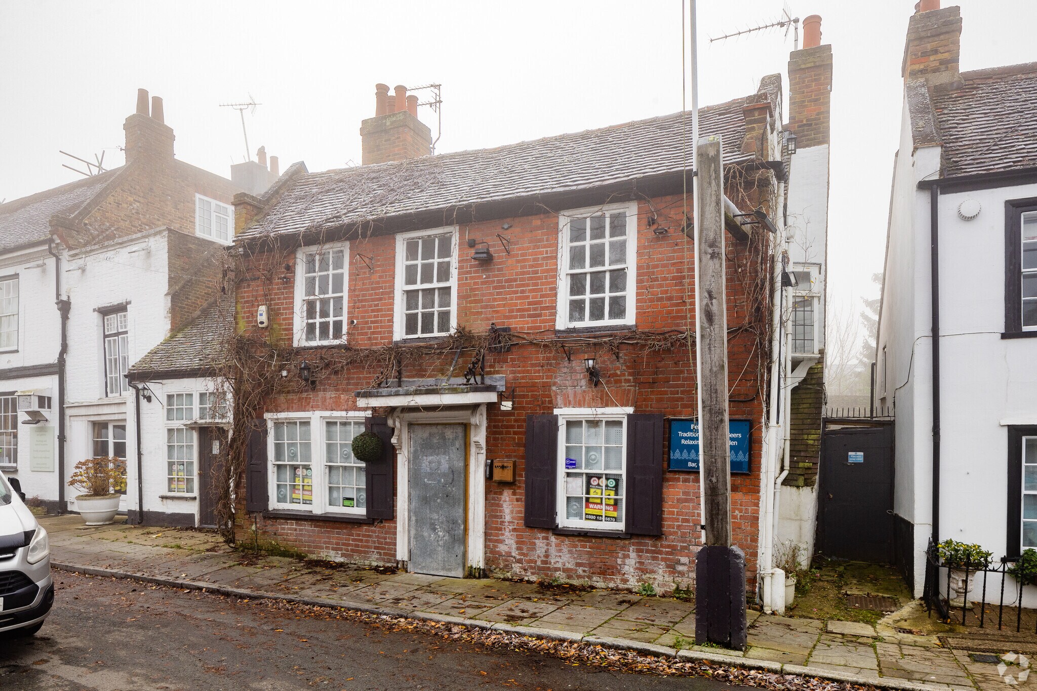 Church Sq, Shepperton for sale Primary Photo- Image 1 of 1
