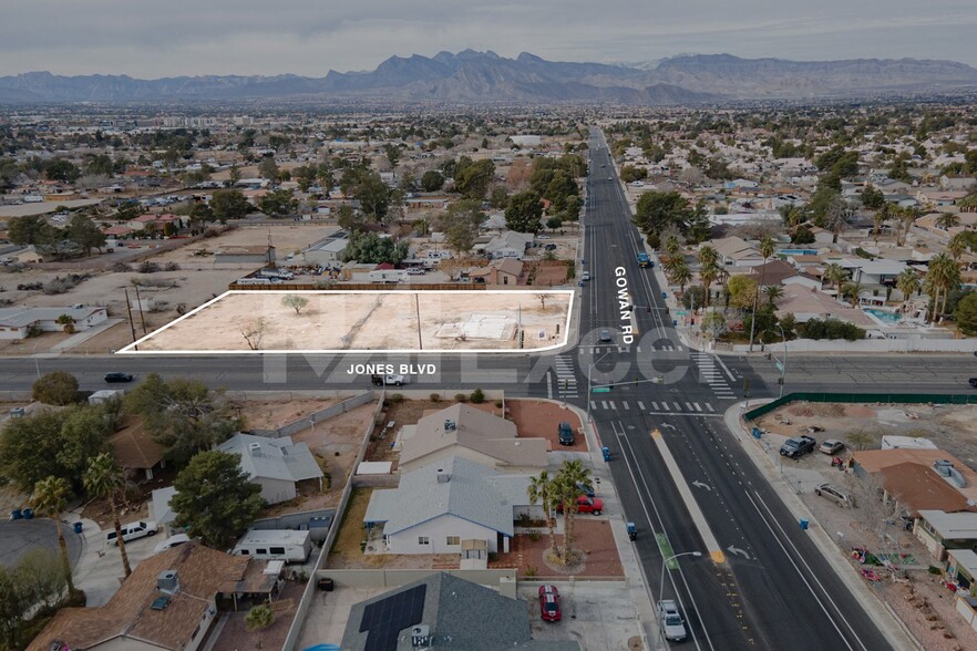 6005 W Gowan Rd, Las Vegas, NV for sale - Building Photo - Image 3 of 5