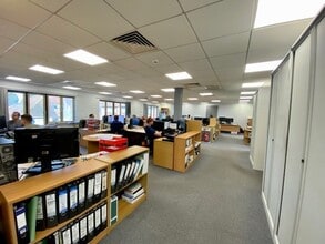 Chapel St, Thatcham to rent Interior Photo- Image 1 of 11