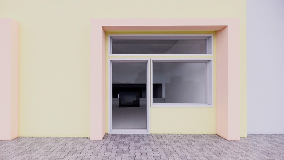 Retail in Madrid, Madrid to rent - Building Photo - Image 1 of 6