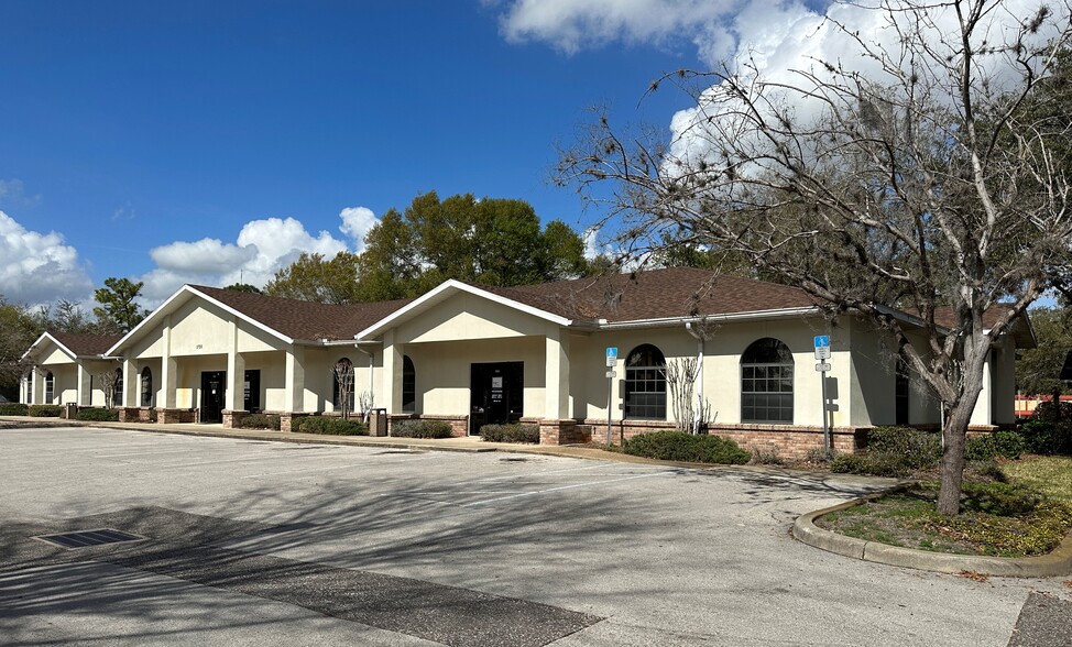 2720 Rebecca Ln, Orange City 32763 UK