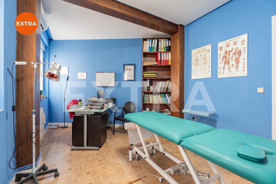 Medical in Madrid, Madrid to rent - Interior Photo - Image 2 of 7