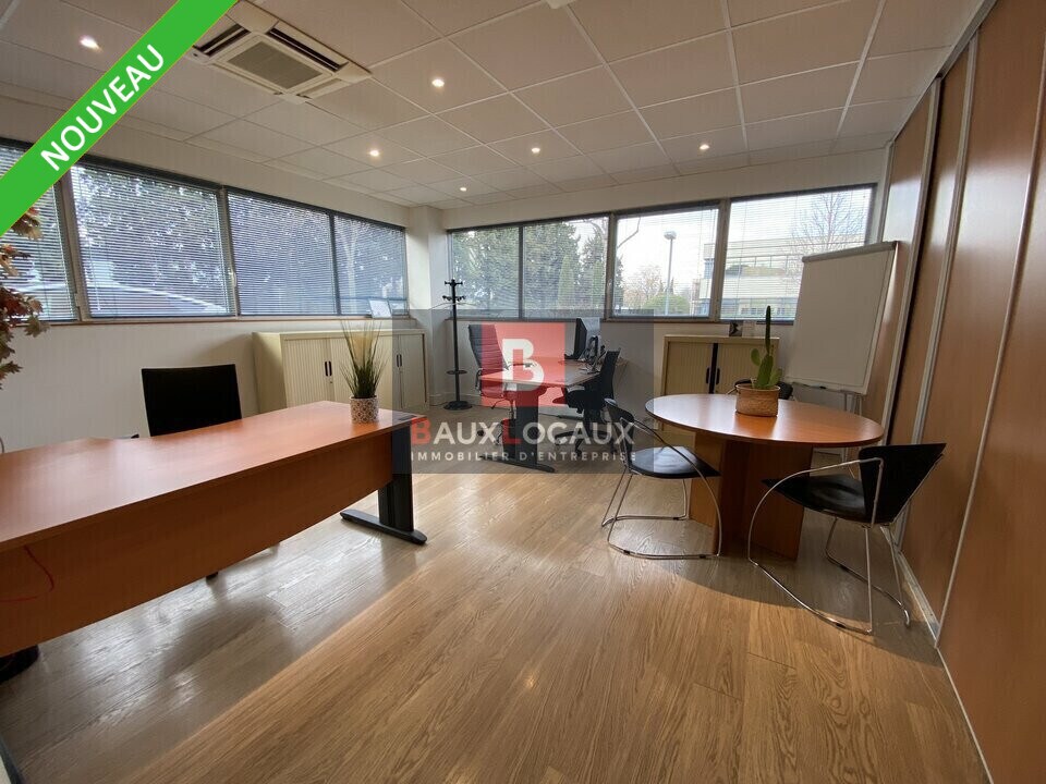 Office in Avignon for sale Interior Photo- Image 1 of 10
