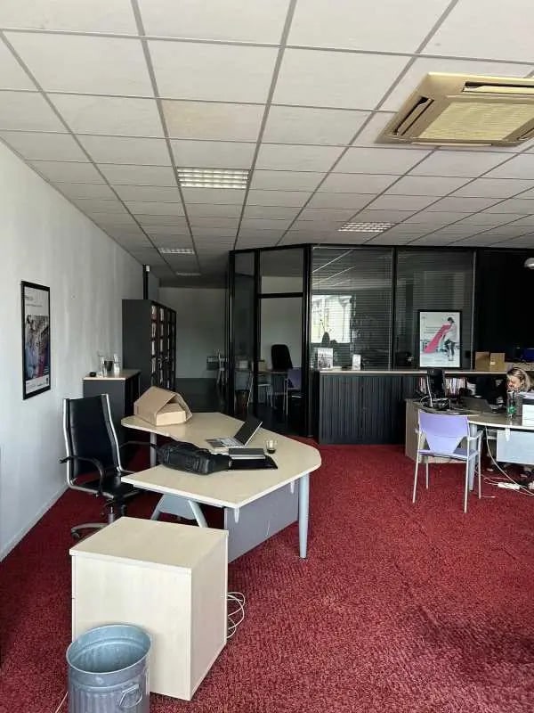 Vente Bureaux 121 m²