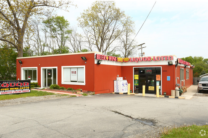 9901 E Grand River Ave, Brighton, MI for rent - Primary Photo - Image 1 of 3