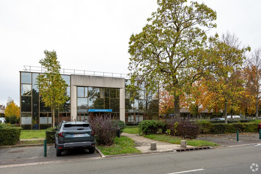 13 Rue de la Perdrix Les Fregates 4, Villepinte to rent - Primary Photo - Image 1 of 3