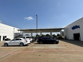 Former Toyota of Plano Facility portfolio of 2 properties for sale on LoopNet.co.uk Building Photo- Image 1 of 8