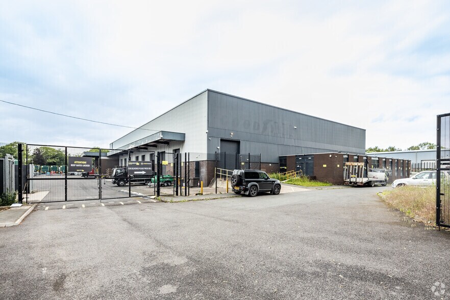 29 Kingsland Gran, Warrington for sale - Building Photo - Image 1 of 1