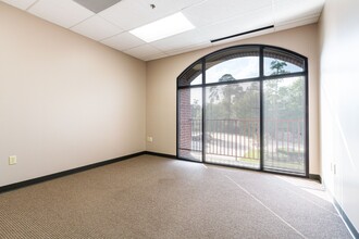 17207 Kuykendahl Rd, Spring, TX for rent Interior Photo- Image 2 of 2