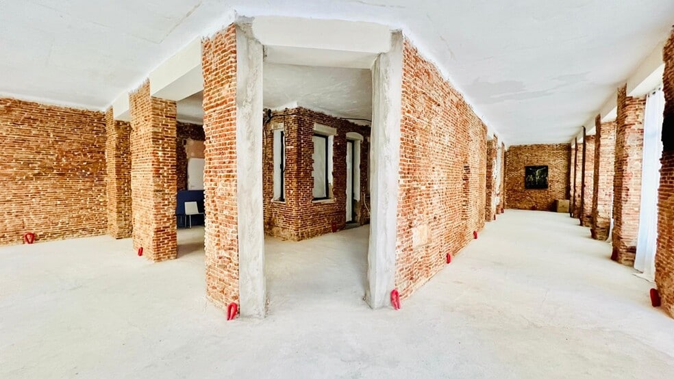 Build-to-Rent in Madrid, Madrid for sale - Interior Photo - Image 2 of 3