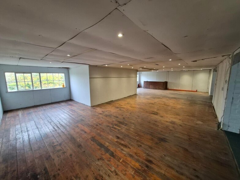 North Rd, Goudhurst to rent - Building Photo - Image 2 of 14