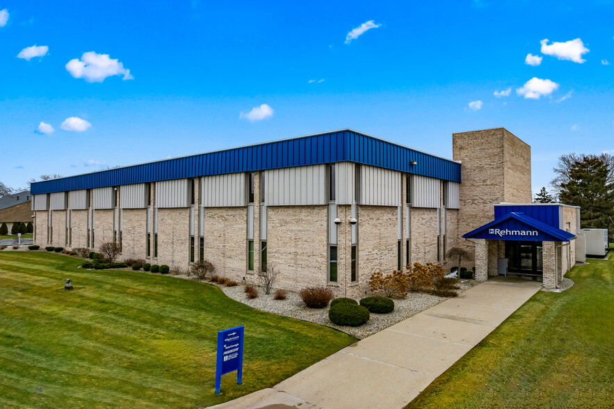 5800 Gratiot Rd, Saginaw, MI for rent - Building Photo - Image 1 of 15