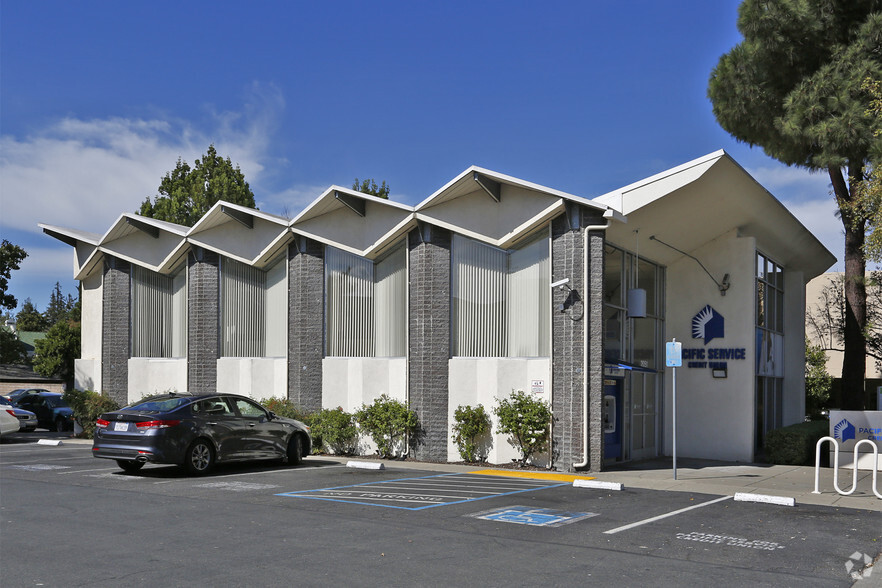 2051 Contra Costa Blvd, Pleasant Hill, CA for rent - Building Photo - Image 1 of 5