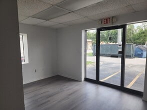 3705 Century Blvd, Lakeland, FL to rent Interior Photo- Image 1 of 3